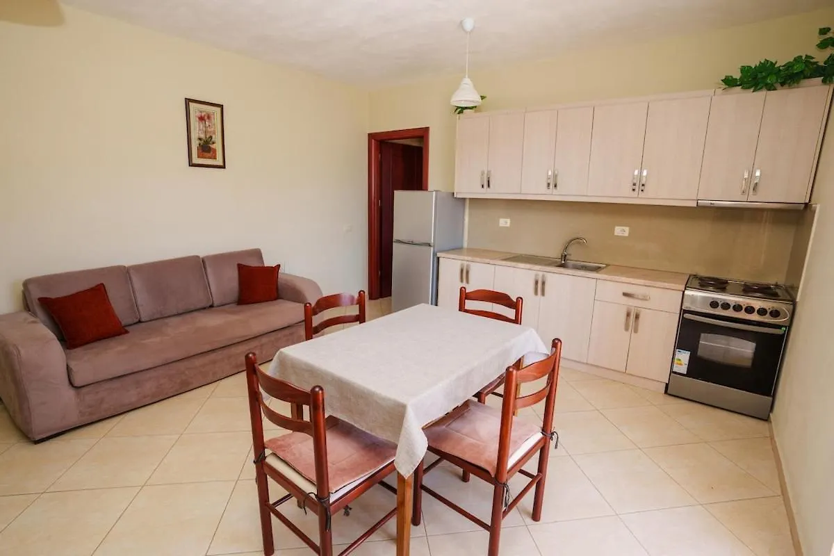Seaview Holiday - Big Apartment Sarandë