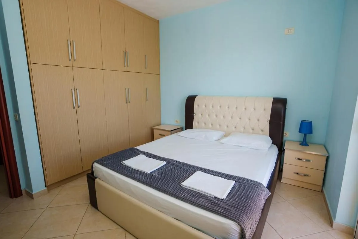 Seaview Holiday - Big Apartment Sarandë Albania